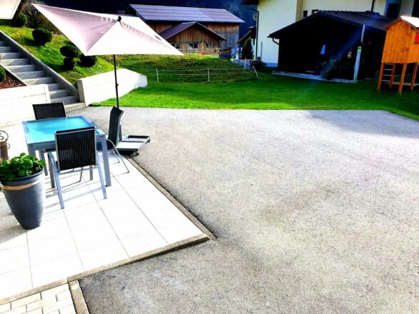 Parkplatz direkt vor der Türe