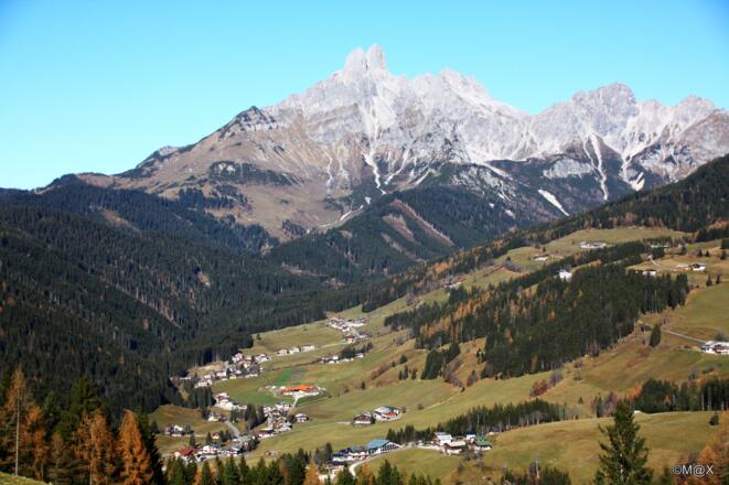 Filzmoos zu Füßen der Bischofsmütze