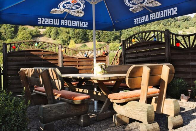 Sitzecke im Garten des Gästehauses Werner