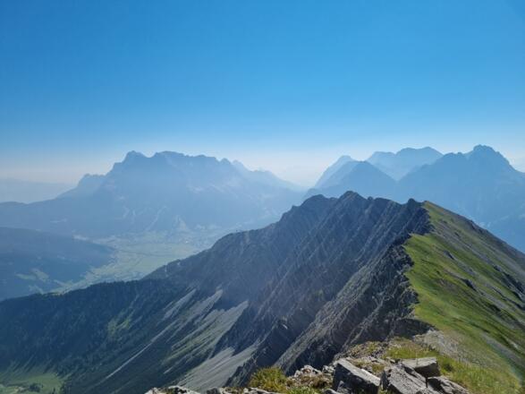 Blick zurück auf den Grat zwischen Gartner Wand und Grubigstein