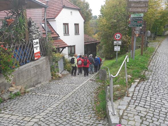 Abstieg ins Perlbachtal