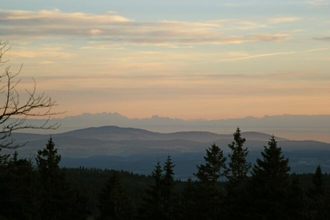 Fernsicht ins Dachsteingebirge