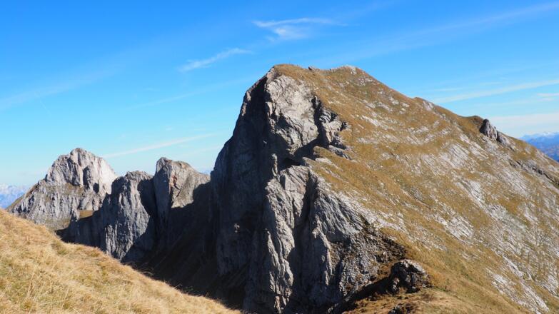 Blick zur Höllwand 2275m vom SW-Gipfel ~2240m