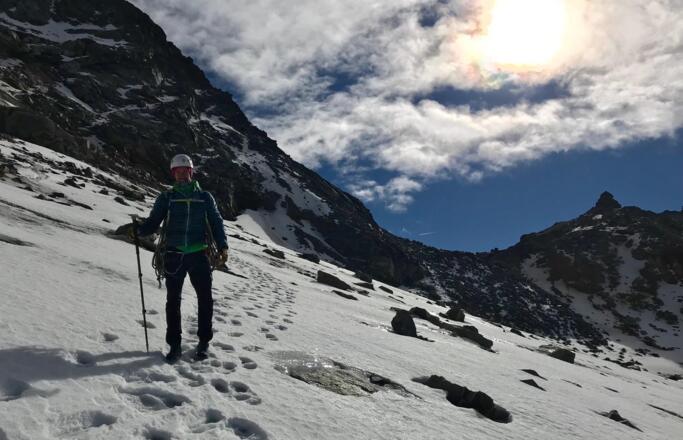 Abstieg über den Gletscher