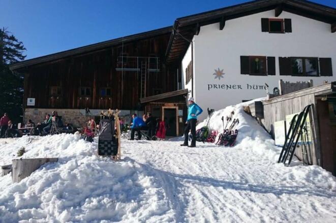 Priener Hütte im Winter