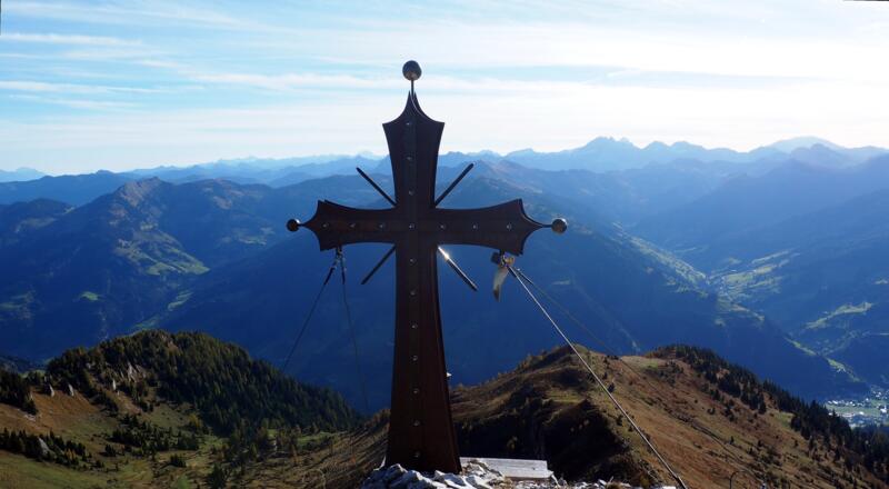 Kreuz Arlspitze ~2280m