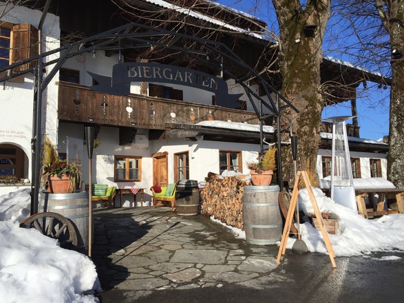 ebenerdiger Zugang über den Biergarten