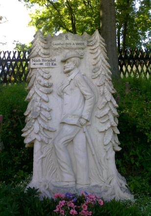 Rennsteigdenkmal in Blankenstein