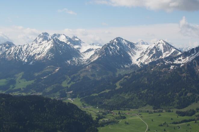 Tannheimer Tal mit B`schießer-Ponten
