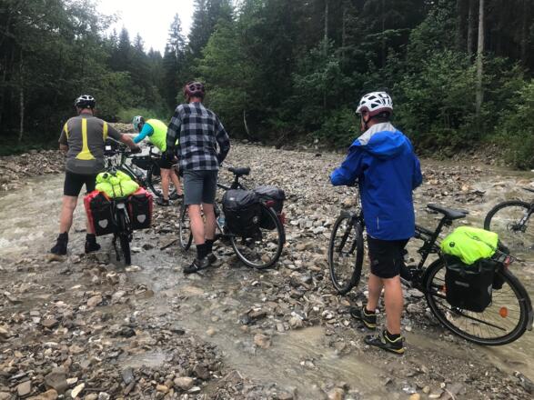 Kleine Furt zwischen Füssen und Oberammergau