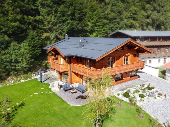 Chalet am See mit Garten