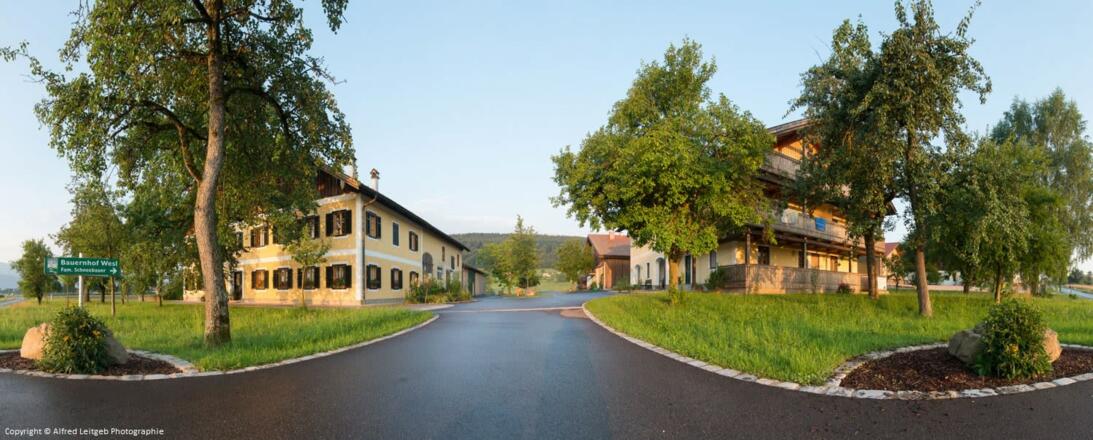 Zufahrt Bauernhof Weslhof