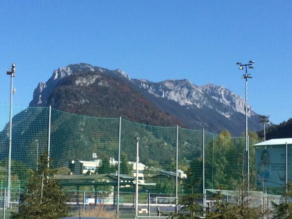 Blick von der Kufsteinarena auf die bevorstehenden ersten Gipfel