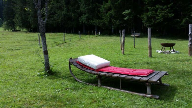Garten mit Liege