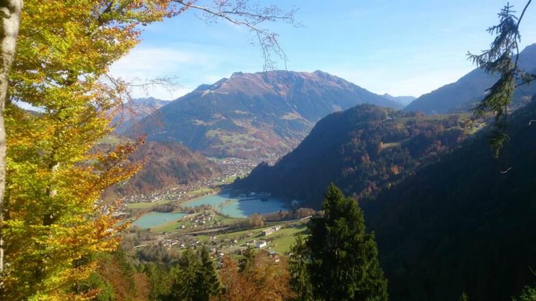 Fußweg auf Mazut (45 min Gehzeit)