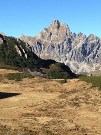 8A6F1035-053F-47C0-BDE2-C0B8BEABEDEE