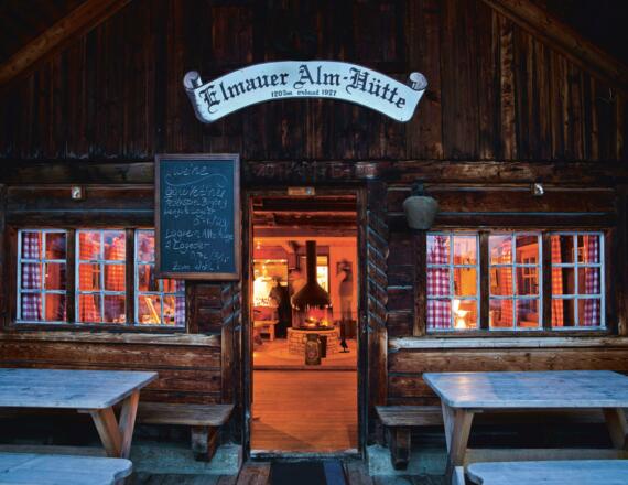 Außenansicht Elmauer Alm