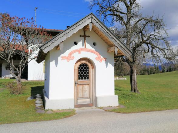Dattl Kapelle Frühling
