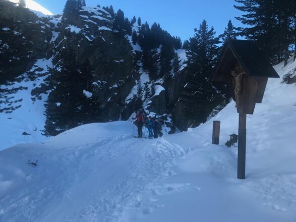 Wanderweg von der Zirbenalm