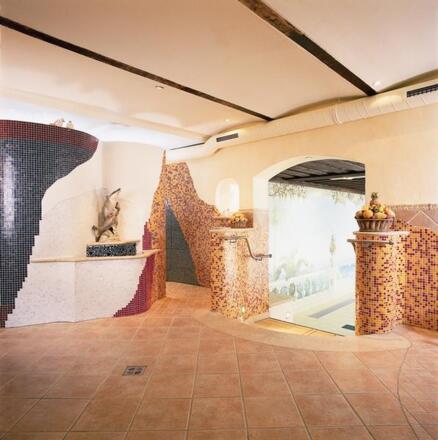 Eingang zur Grander Wellness Oase