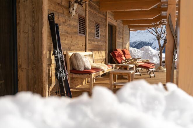 SKIKELLER-alpenfriede_skikeller_TerrasseSeite_clem