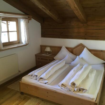 CA0CE695-1D76-4F3E-B421-E84B63173DA2