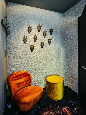 Entry Bedroom - Top2