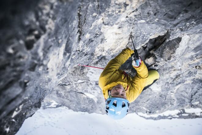 Diffiziles Drytooling kurz vor der Schlüsselstelle