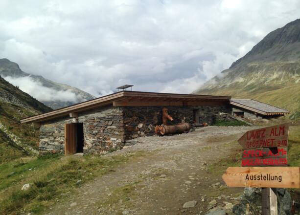 Ausstellungsgebäude