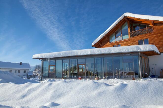 Ostseite des Hauses im Winter