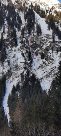 Blick von der Tauernstraße auf die andere Talseite zum Rechten Steinwandfall