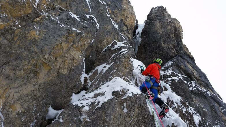 Einstieg zur Rumpelkammer bei wenig Eisbildung