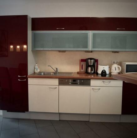 6CFEDD14-D1E8-4473-A681-74069E8C286D_1_105_c