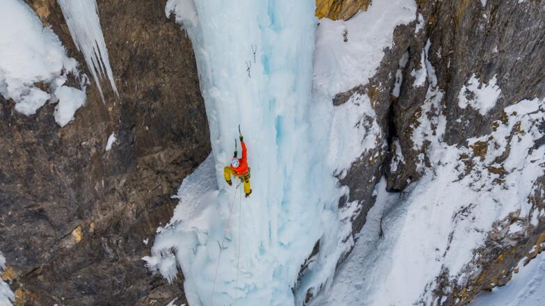 Oberhalb der Plattform