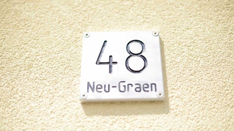 Aussenansicht im Sommer