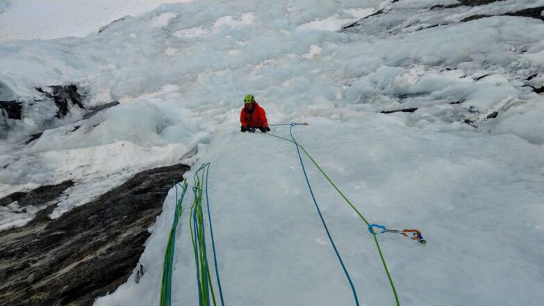 Im Nachstieg der 2. Seillänge