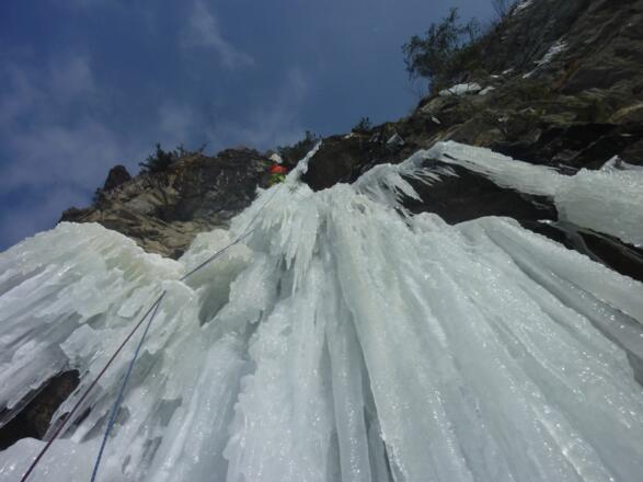 Im Vorstieg in der 2. Seillänge
