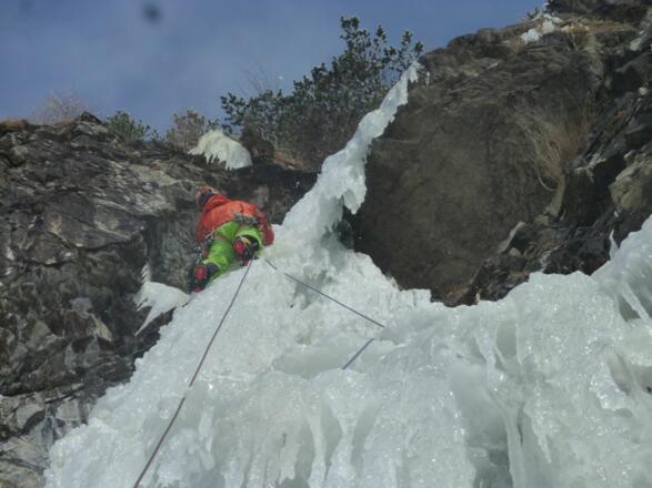 Im Vorstieg in der 2. Seillänge