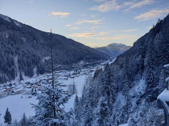 Ausblick auf Klösterle am Arlberg