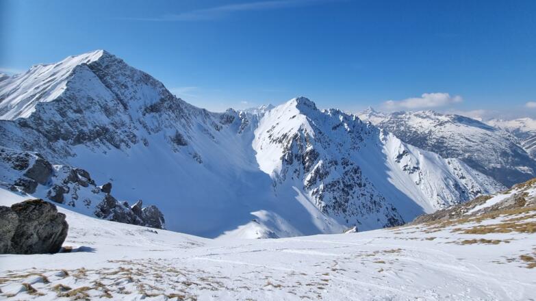 Elmer Kreuzspitze (links), Elmer Muttekopf (rechts) - von Karjoch
