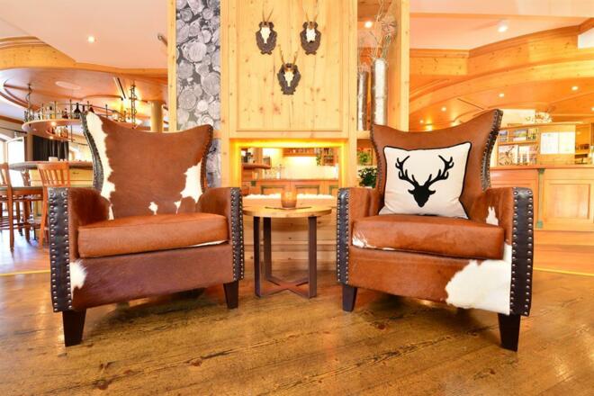 Lounge 1
