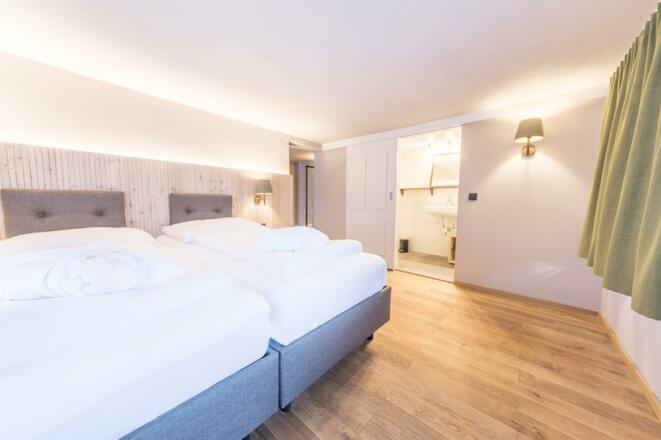 flomotion.at-20200109_sonne_0859-HDR-b