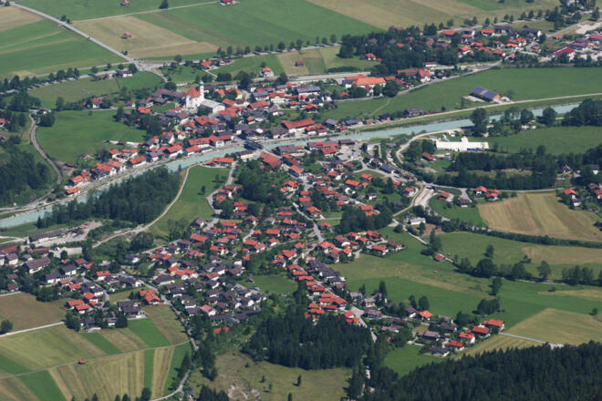 Tiefblick nach Eschenlohe
