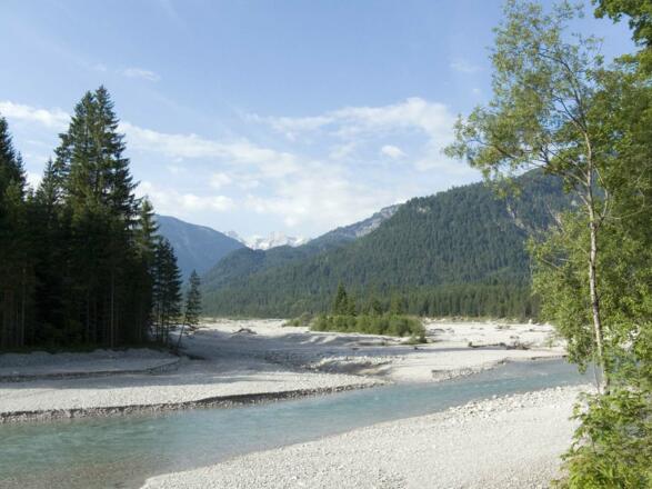 Dort an der Isar fand die berühmte Seeschlacht statt.