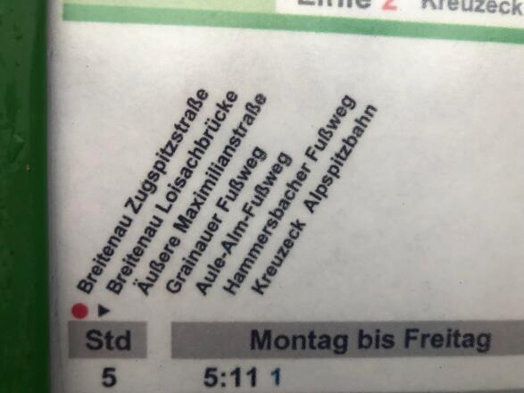 Bushaltestellen Richtung Kreuzeck Alpspitzbahn