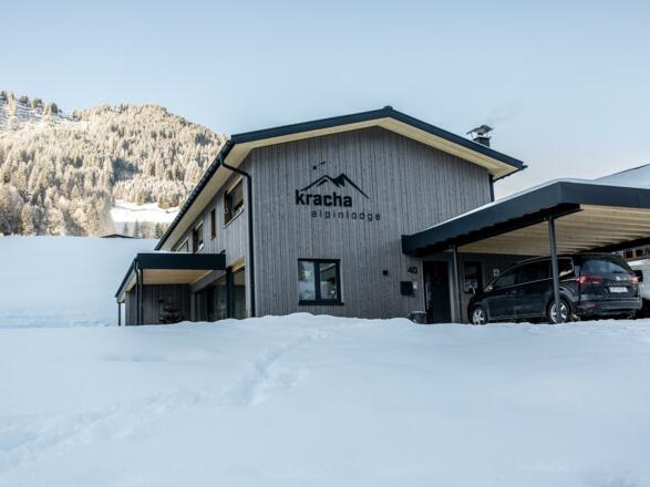 2059AF9B-6B82-445A-A66C-2A66D1196F26