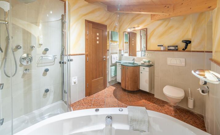 Badezimmer im Apartment