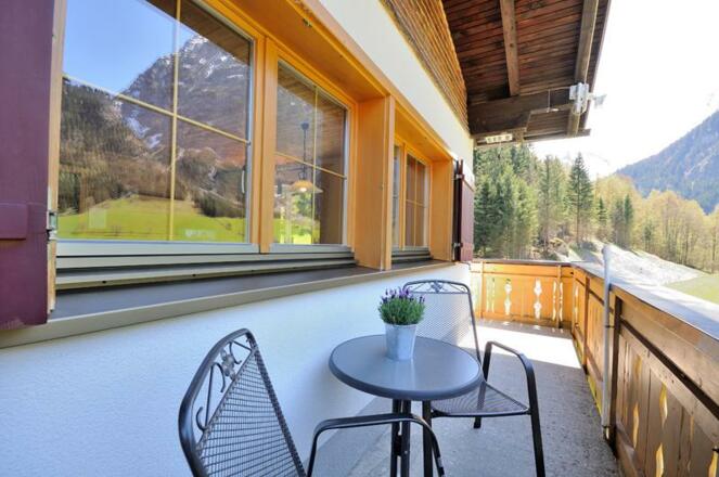 Balkonplatz am Abend