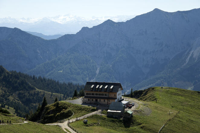Die Schau vom Gipfel über das Rotwandhaus zu Großvenediger und Krenspitz