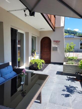 Terrasse mit Eingang